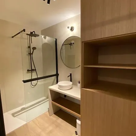 Apartament Lichtrijk Vakantie-appartement Met Zeezicht